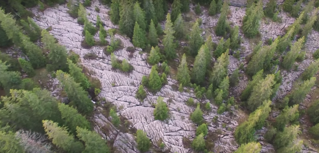 Glacière de Monlési